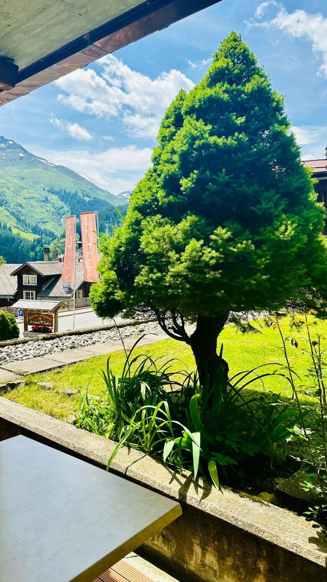 Hotel Posta Sedrun Esterno foto