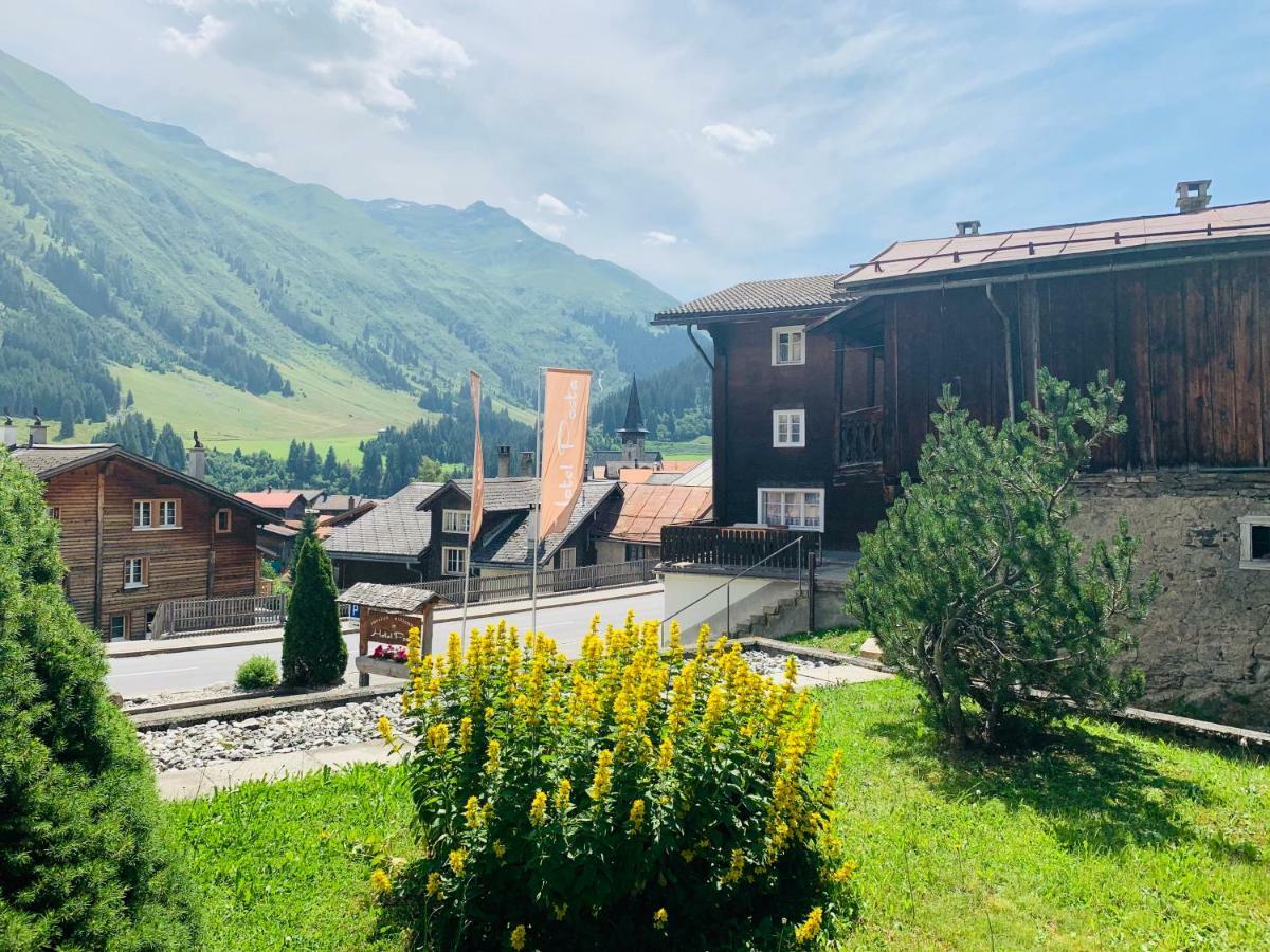 Hotel Posta Sedrun Esterno foto